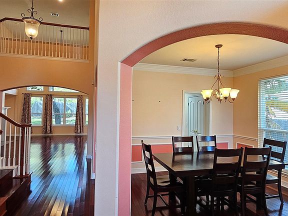 4th image of 9540 Aire Libre Dr