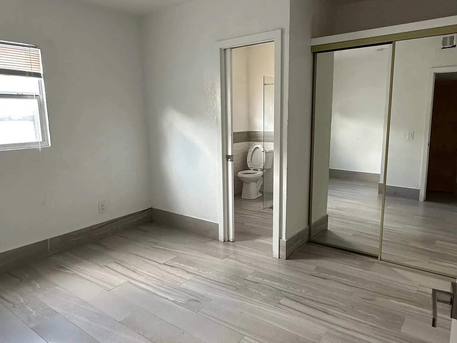 5 bed, 1832 sqft, $4,500 — Photo 4