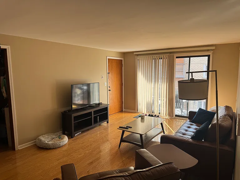 5973 N Northwest Hwy #2C — Photo 2