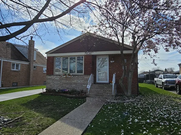 7964 S Tripp Ave, Chicago, IL 60652