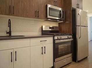 659 Seneca Ave APT 3R, Ridgewood, NY 11385