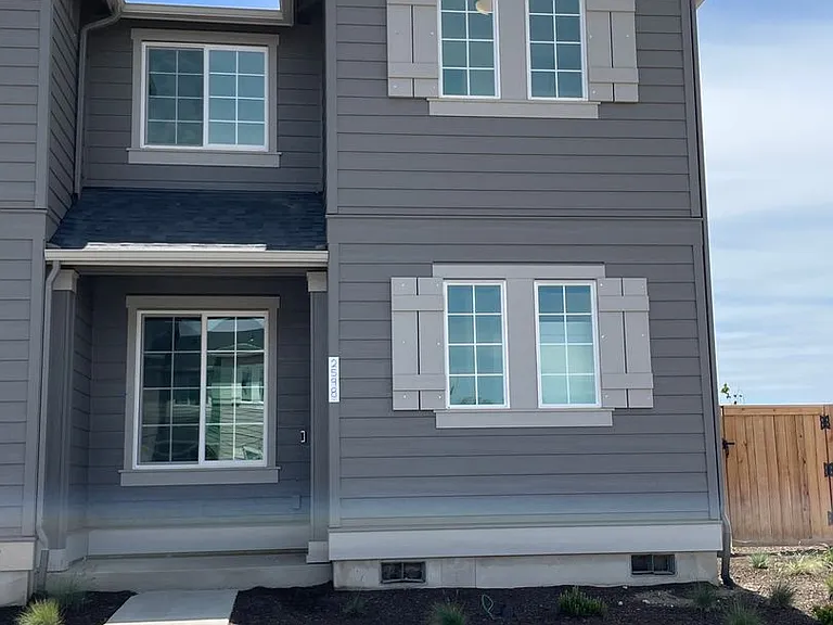 2598 NW Spruce Cone Ln — Photo 1