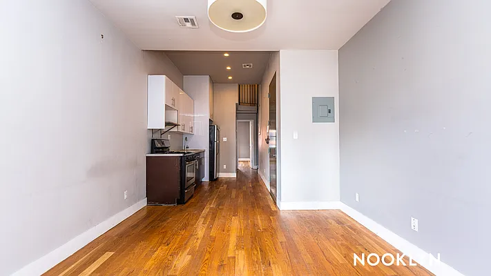 Rented by Nooklyn NYC LLC | media 3