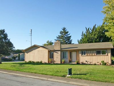 20707 Meadow Dr, Sonoma, CA, 95476