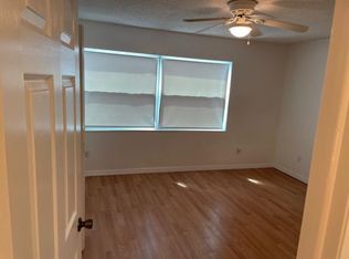 2871 S Pines Dr, Largo, FL 33771