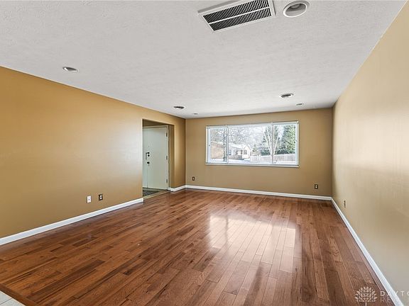 4th image of 5235 Oakbrooke Dr