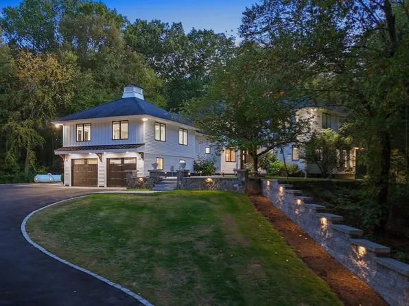 169 Scotland Rd, Newbury, MA 01951