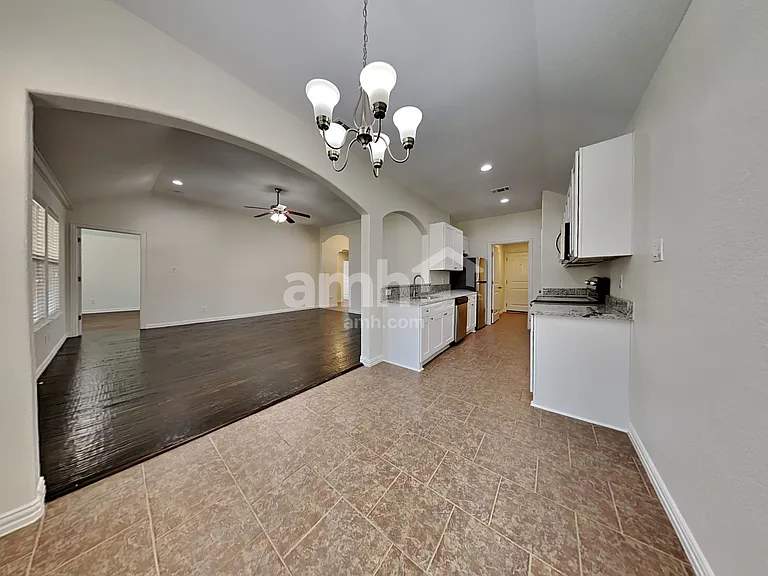 322 Creekside Way — Photo 5