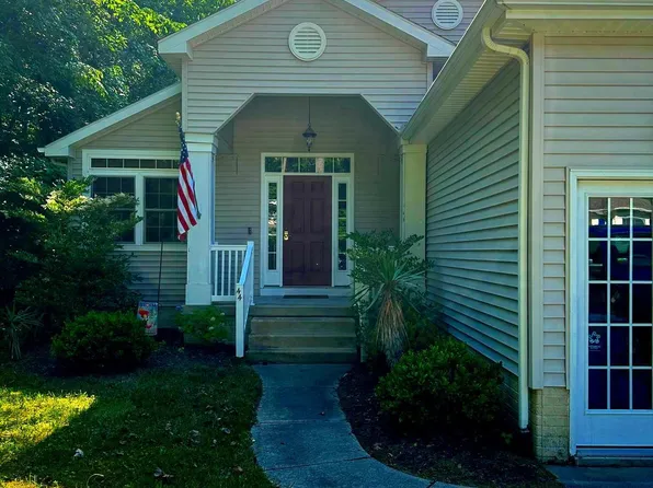 44 King Richard Rd, Ocean Pines, MD 21811