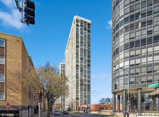 5445 N Sheridan Rd APT 305, Chicago, IL 60640