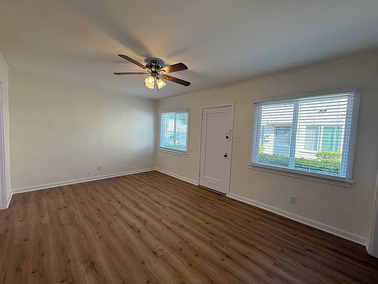 3037 Larga Ave — Photo 10