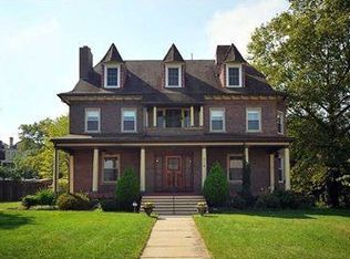 518 E 11th Ave, Homestead, PA 15120