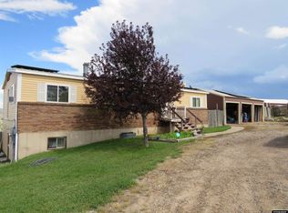 215 Loop Rd, Evanston, WY 82930