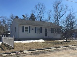 15 Glen Albyn St, Springfield, MA 01104