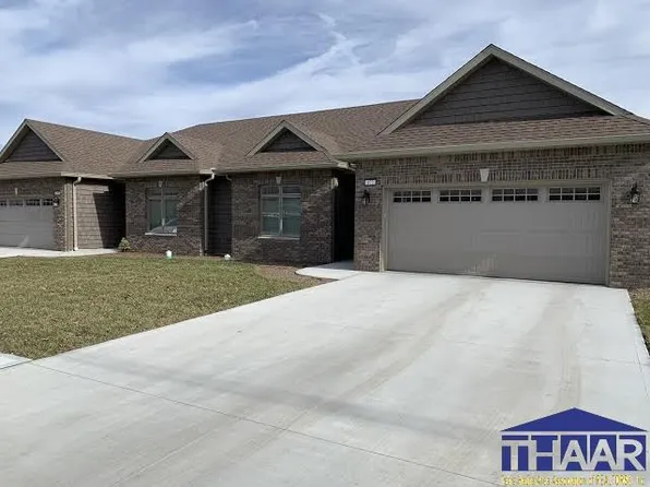 3828 S Anderson Dr, Terre Haute, IN 47803