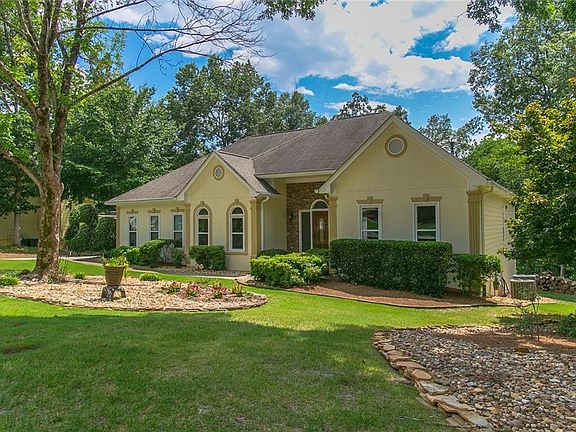 2nd image of 2691 Riverfront Dr