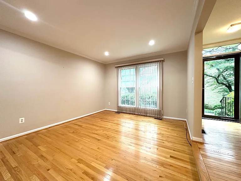 5127 Kenside Ct — Photo 6