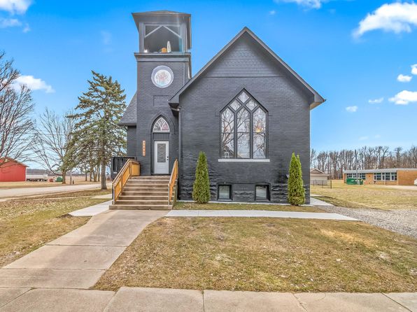 30991 Church St, Leonidas, MI 49066