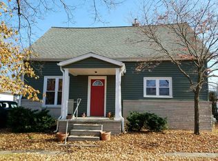 312 SE 7th St, Washington, IN