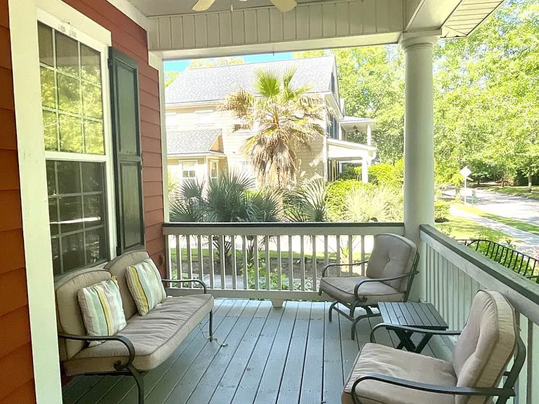1046 Blakeway St — Photo 3