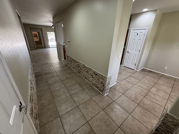 4th image of 18113 W Townley Ave