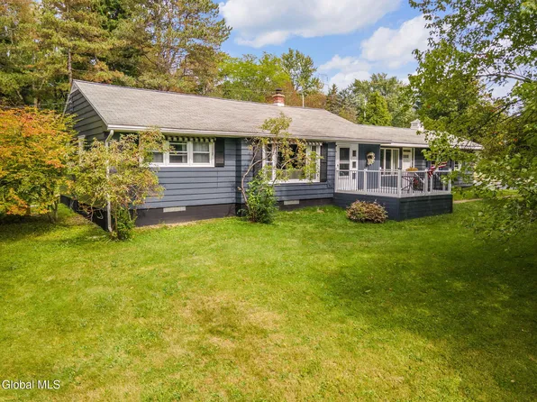 15 Scott Drive, Troy, NY 12180