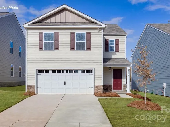 1989 10th St SE, Hickory, NC 28602