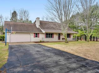 3201 Tarot Ct, Green Bay, WI 54313