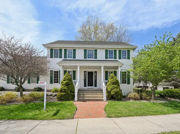 1613 Brookside Lane, Waunakee, WI 53597