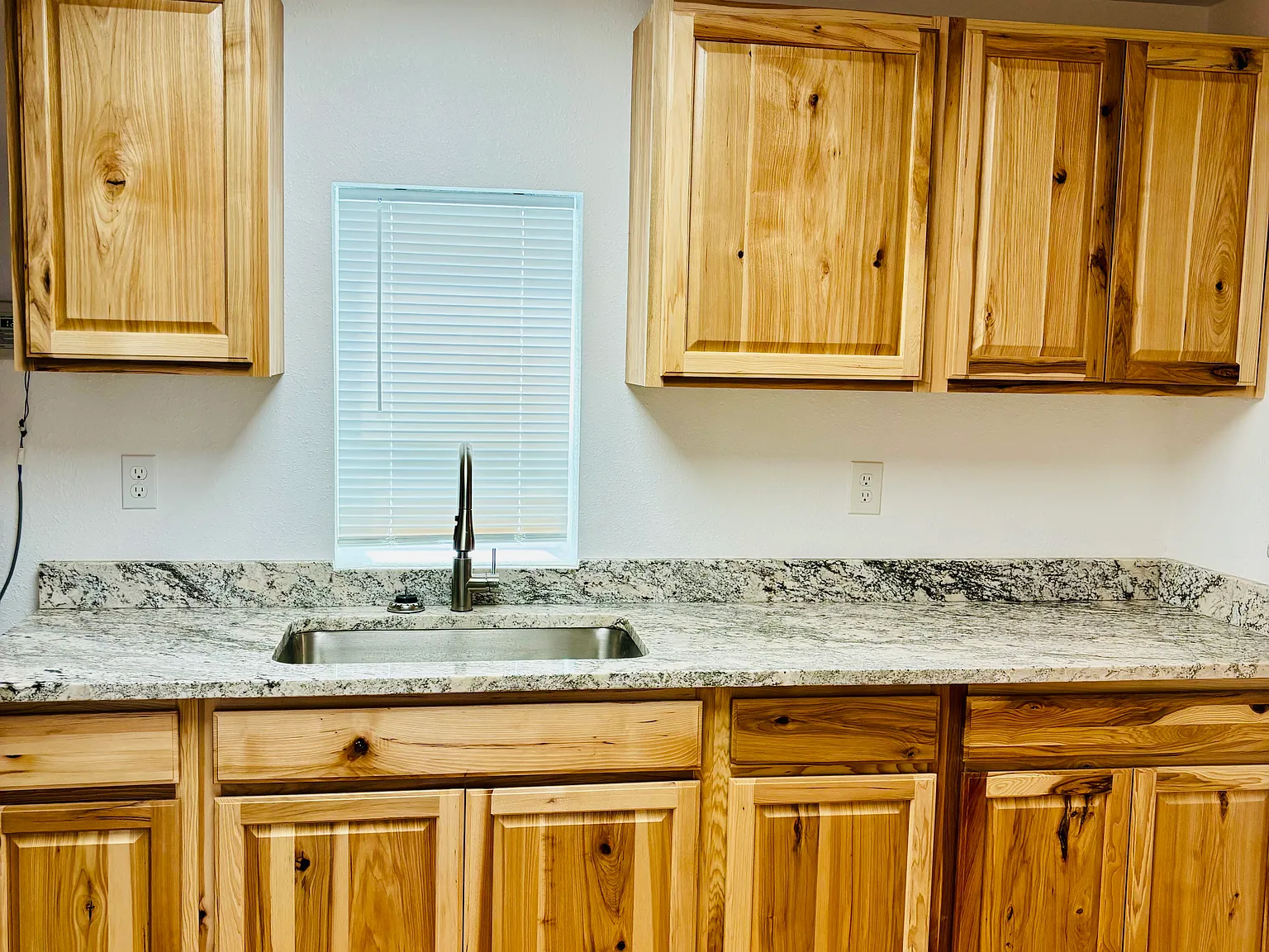 1325 San Andres Ave NW — Photo 4