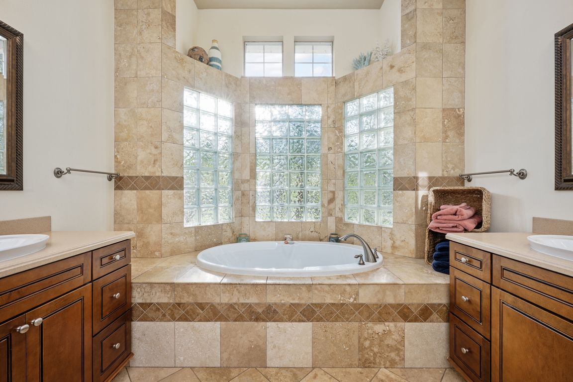 next background image