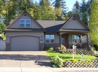 3373 Ambleside Dr, Springfield, OR 97477