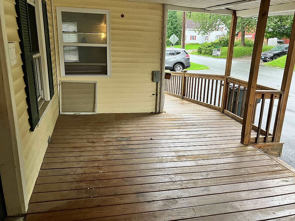 91 Clyde St Newport VT Zillow