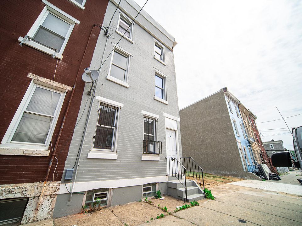 1st image of 1221 W Somerset St #1