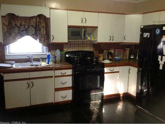 3rd image of 11 Lettney Pl