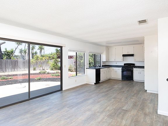 2nd image of 4191 Shadyglade Dr