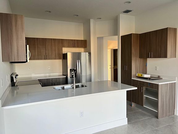 3rd image of 5637 Agostino Way