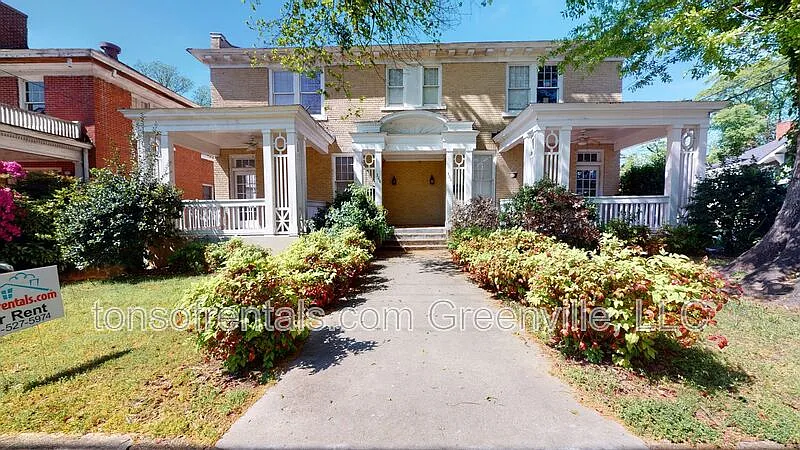 2 bed, 2.5 bath, 1706 sqft, $1,495 — Photo 1