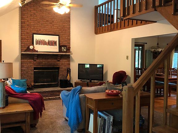 2nd image of 108 Jefferson Dr