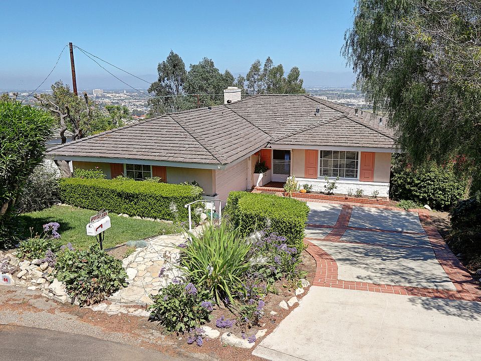 1st image of 4425 Lucera Cir