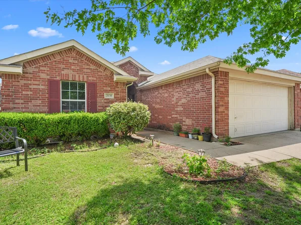 2830 Colt Ln, Dallas, TX 75237