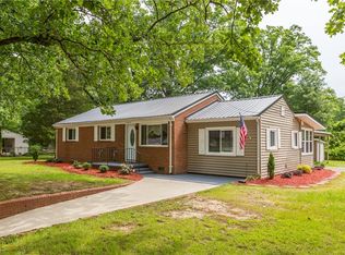 1604 Guyer St, High Point, NC 27265