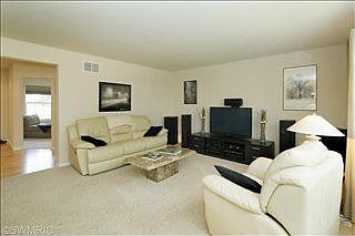 3rd image of 4679 Connolly Ln