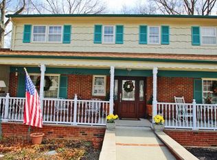 5 Colt Ct, East Brunswick, NJ 08816