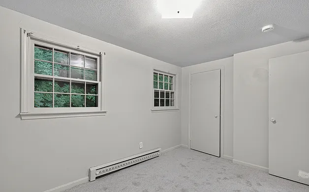 2 bed, 896 sqft, $1,700 — Photo 3