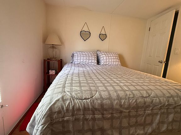 4th image of 1703 Magnolia Ave Unit B