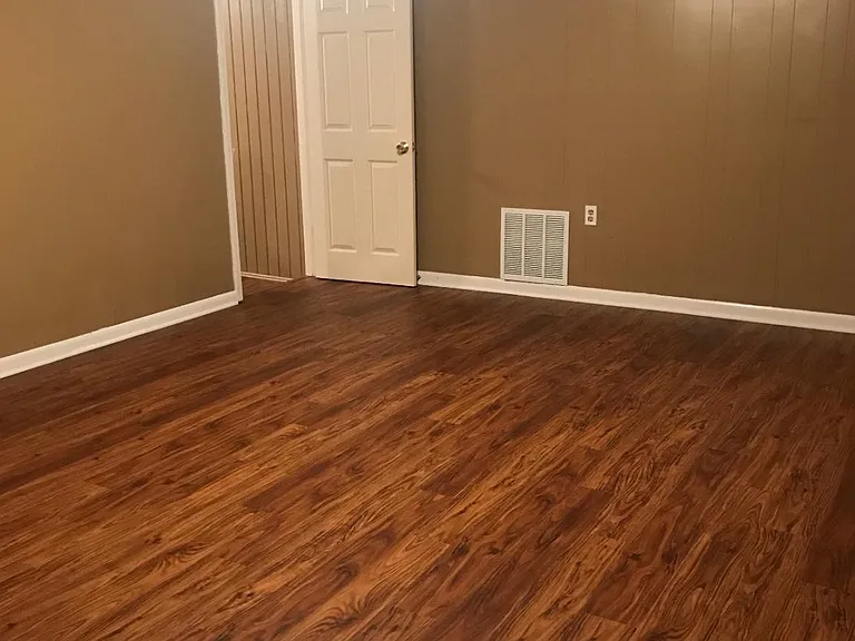 185 Cavalier Ct — Photo 5