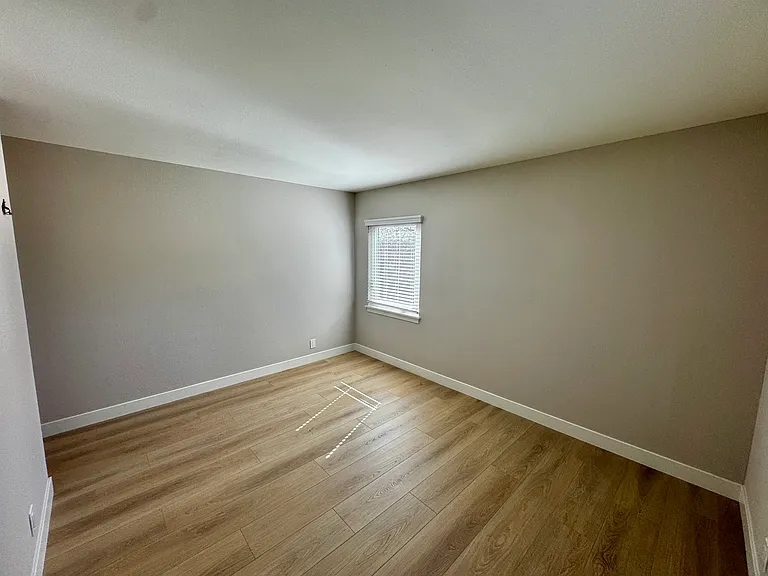 4056 Park Blvd — Photo 12