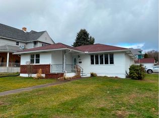 600 Keystone Ave, Peckville, PA 18452