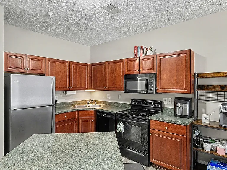 288 W Saginaw St #102 — Photo 10